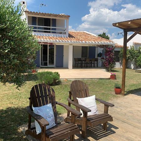 Maison En Camargue แซ็งต์-มารี-เดอ-ลา-แมร์ ภายนอก รูปภาพ