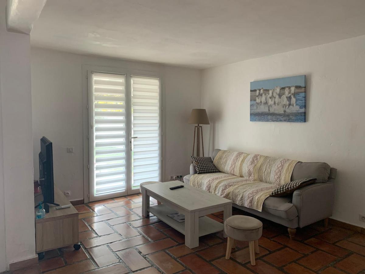 Maison En Camargue แซ็งต์-มารี-เดอ-ลา-แมร์ ภายนอก รูปภาพ